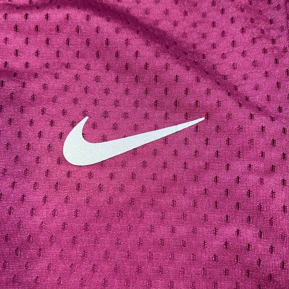 Nike Jersey Tshirt - Picture 4 of 6